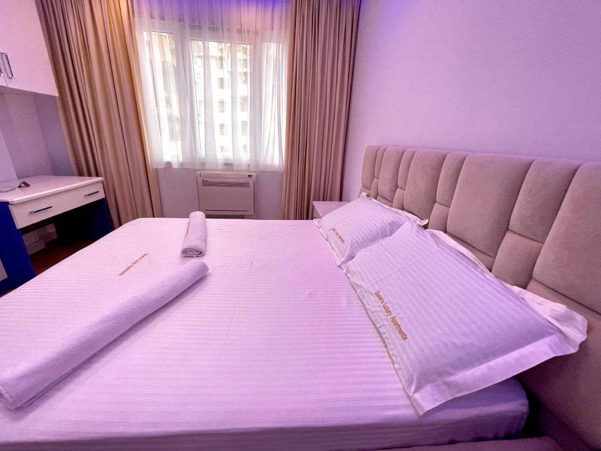 Апартаменти Queen's Luxury